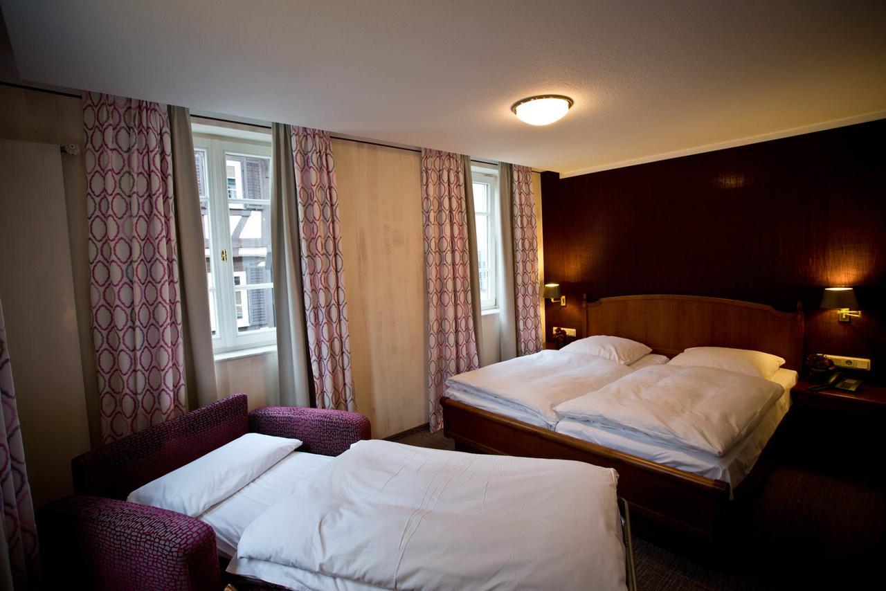 Hotel Karpfen Эбербах Экстерьер фото